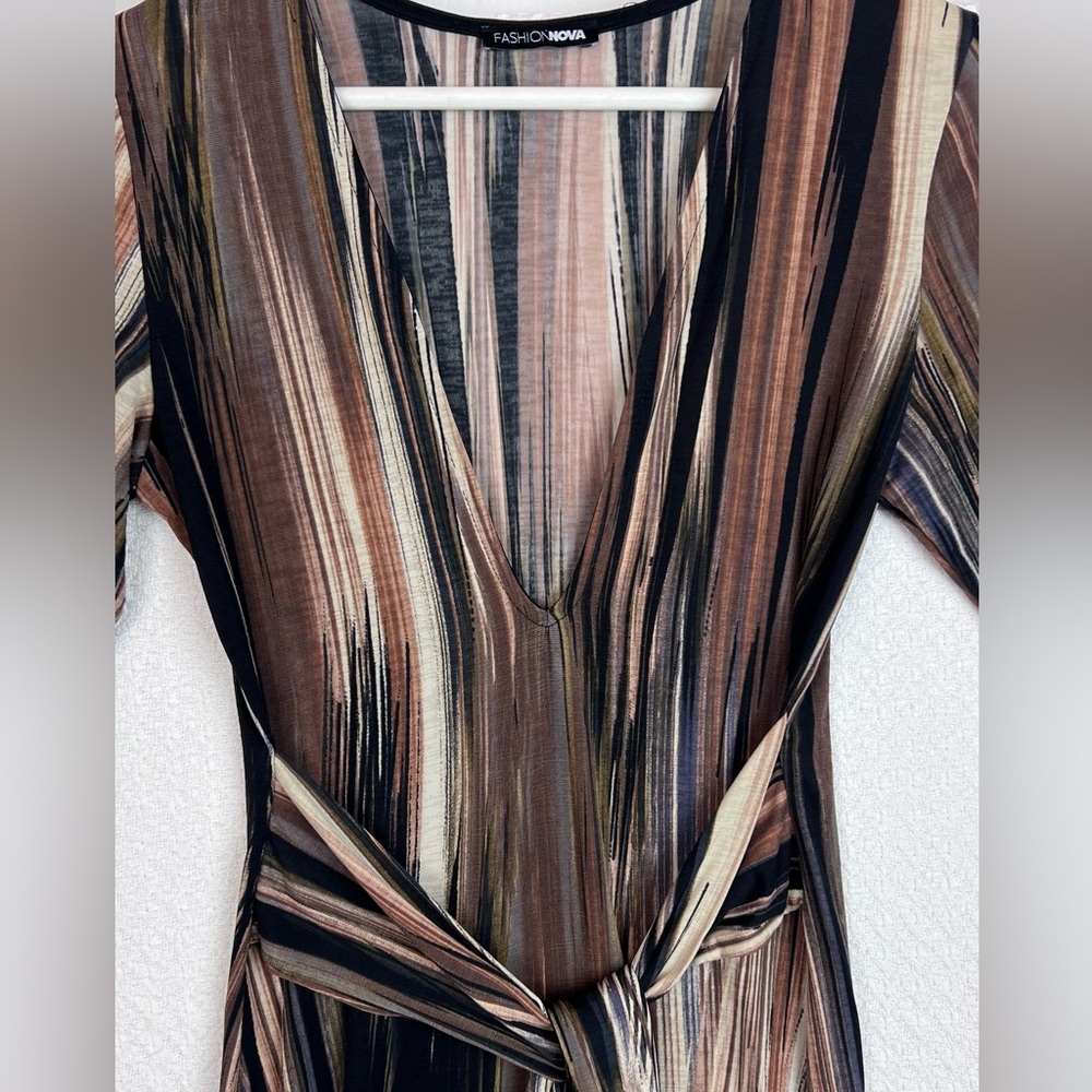 Fashion Nova Mind Of My Own Maxi Dress Brown/combo Stretch Deep cleavage belted - Picture 5 of 9